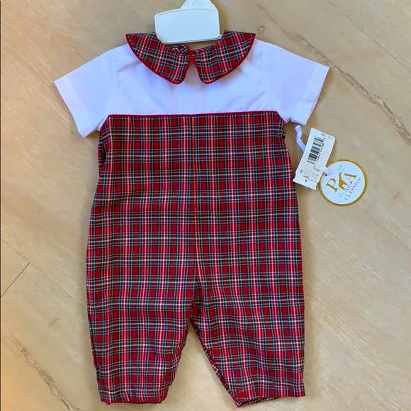 Petit Ami Other - Brand new Petit Ami 3M Holiday outfit